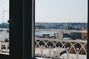 Sally Port Suites