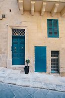 Sally Port Suites