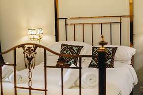 Sally Port Suites