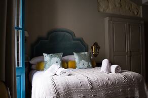 Sally Port Suites