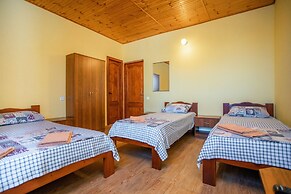 Guest House Apelsin