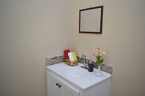 Justinn Apartments