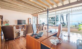 Luxury Beachfront Villa in Tarragona TH 63