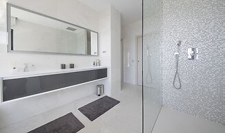 Exclusive Tamarit Villa TH 85