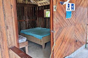 Cabins on paradise San Blas island
