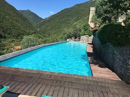 Cassa di Loggia Sleeps 4 With Pool