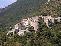 Cassa di Loggia Sleeps 4 With Pool