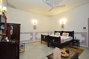 Mahal  Khandela