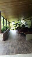 Hotel Arbol Dorado