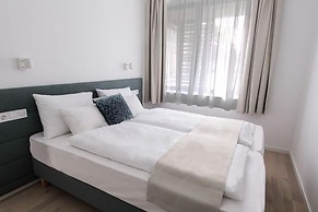 OliverLux Aparthotel