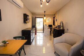 Pharos Hotel