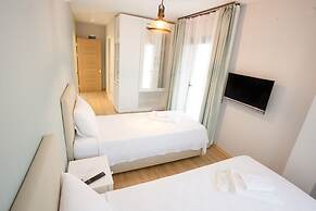 Pharos Hotel