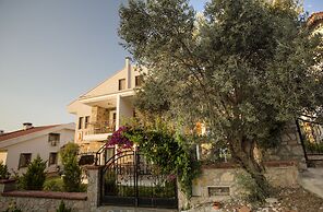 Pharos Hotel