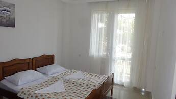 Hotel Ritsa