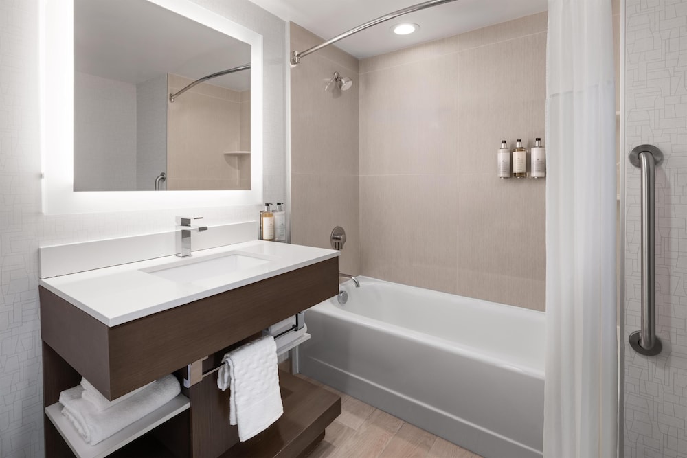 Aiden by Best Western Berkeley