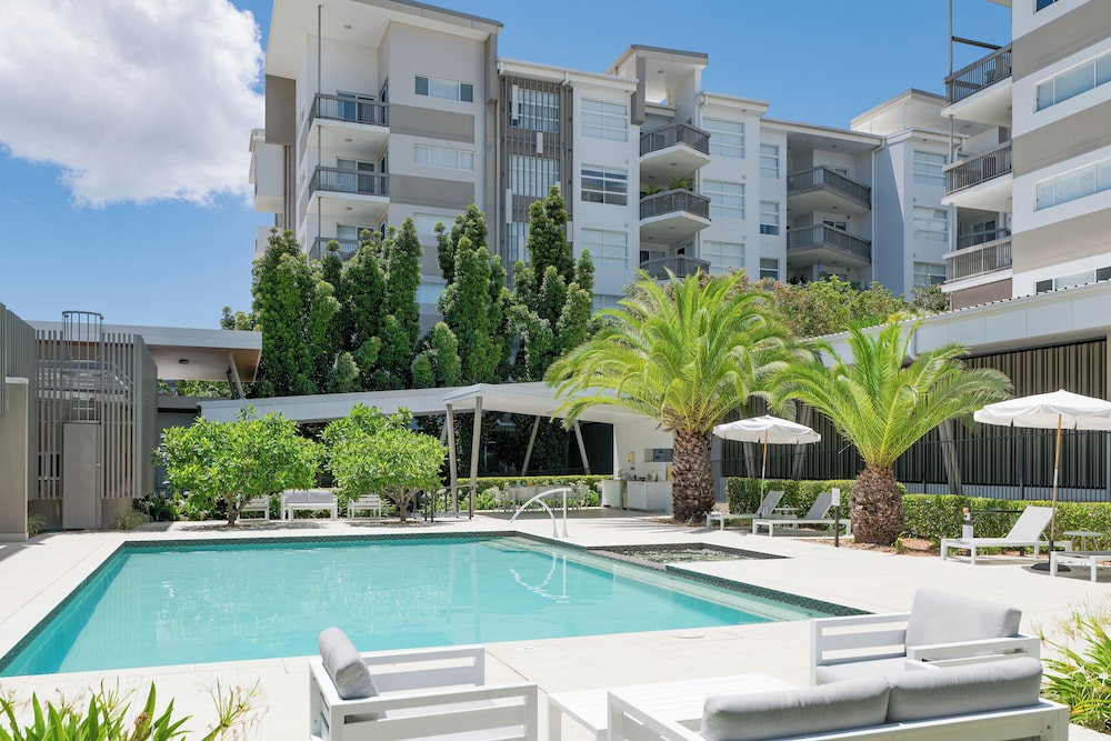 Boulevard North Lakes