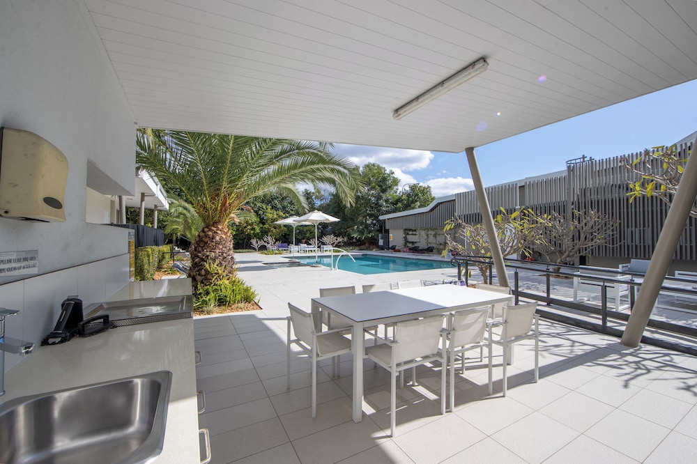Boulevard North Lakes