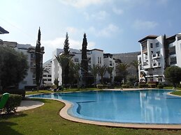 Luxurious Apartment in Marina Ref T23501
