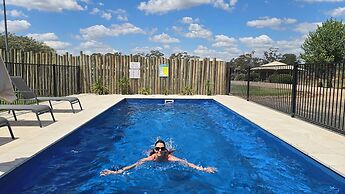 Dubbo Rhino Lodge