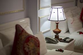 Camel City Hotel