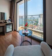 Daphovina Hotel
