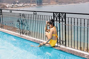 Daphovina Hotel