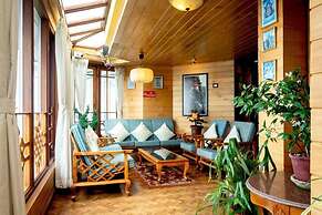 Udaan Dekeling Resort Darjeeling