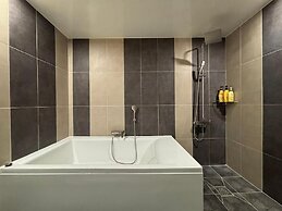 Cheonan K Hotel