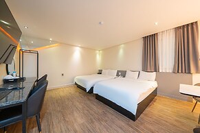 Cheonan K Hotel