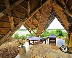 Nile Safari Lodge