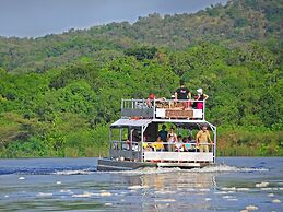 Nile Safari Lodge