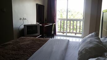 Pauline Hotel