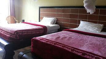 Pauline Hotel