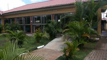 Pauline Hotel