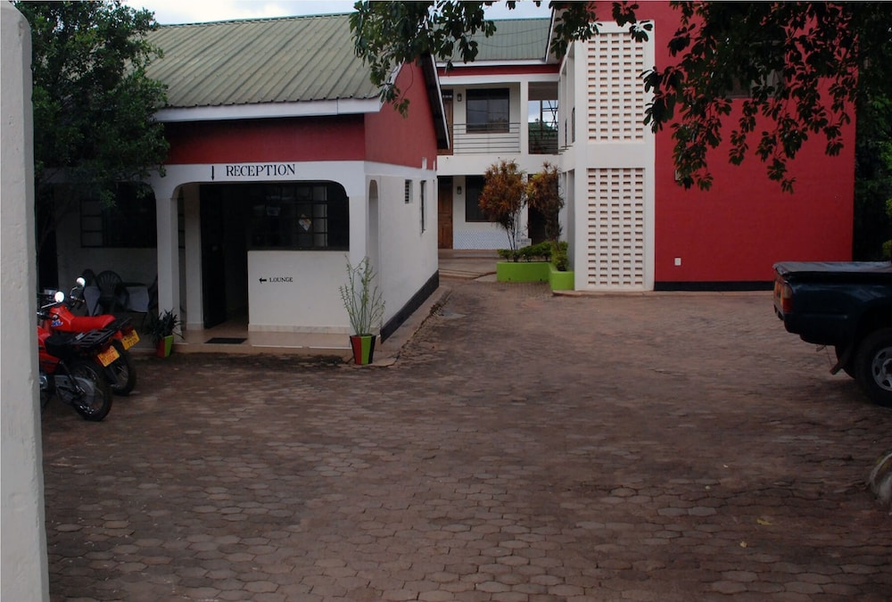 Kanberra Hotel