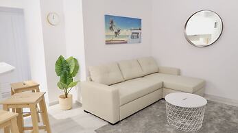 New Skandinavian penthouse-5min to beach
