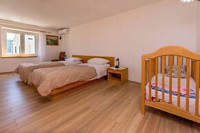 Apartment Jelena