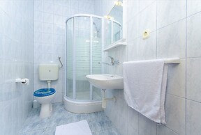 Apartments Tiho i Pave