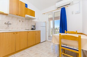 Apartments Tiho i Pave