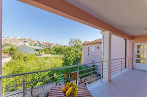 Apartments Tiho i Pave