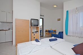 Apartments Mira