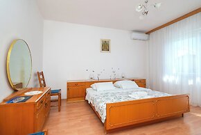 Apartment Luketa