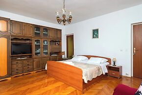Apartment Luketa