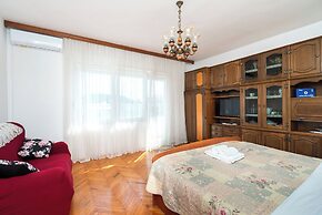 Apartment Luketa
