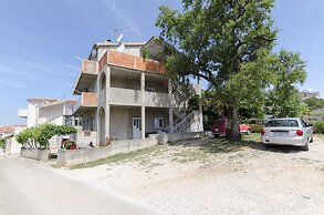 Apartments Biserka