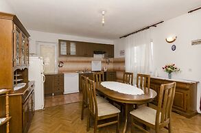Apartments Biserka
