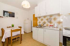 Apartment Lavcevic