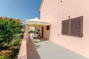 Apartment Lavcevic