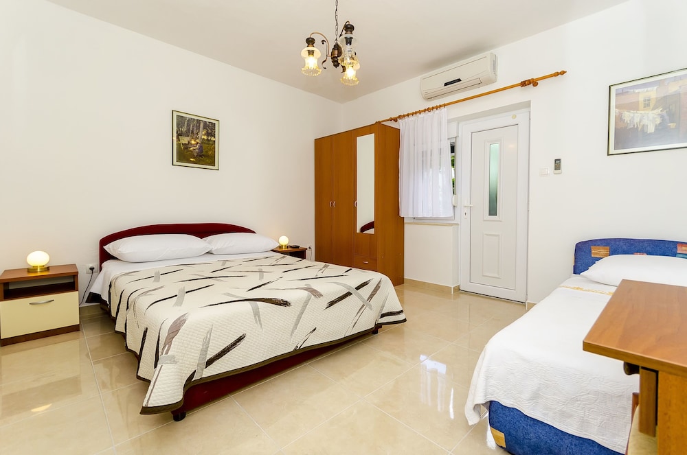Apartments Vinko