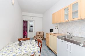 Apartment and Rooms Ivan